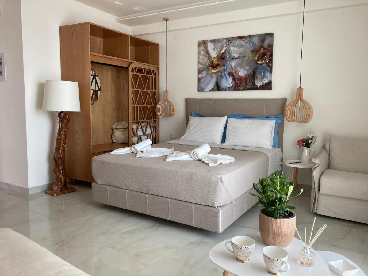 Wide Blue Luxury Boutique Suites Neos Marmaras Bagian luar foto