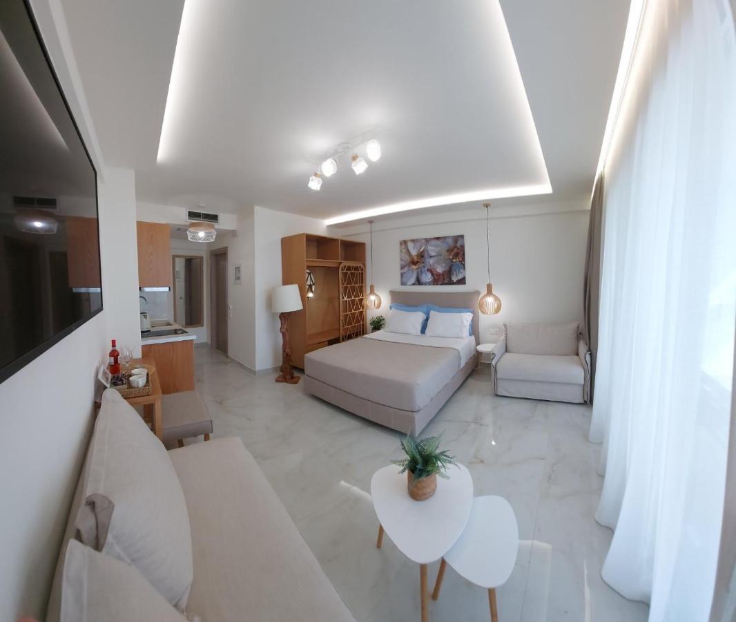 Wide Blue Luxury Boutique Suites Neos Marmaras Bagian luar foto