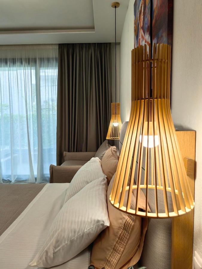 Wide Blue Luxury Boutique Suites Neos Marmaras Bagian luar foto
