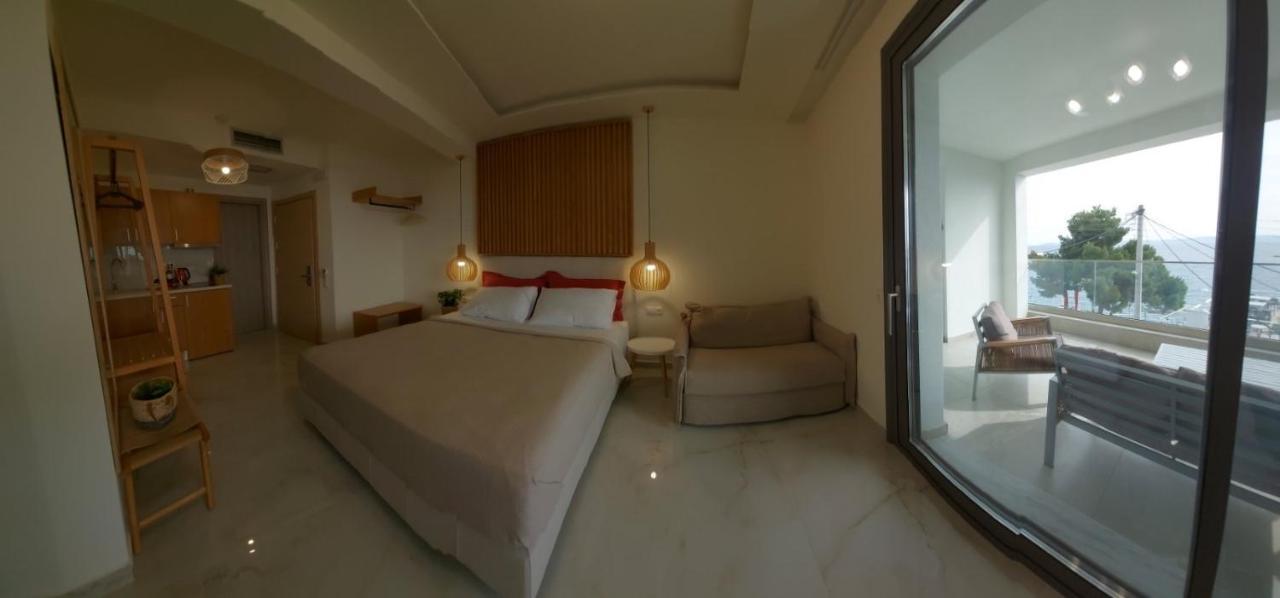 Wide Blue Luxury Boutique Suites Neos Marmaras Bagian luar foto