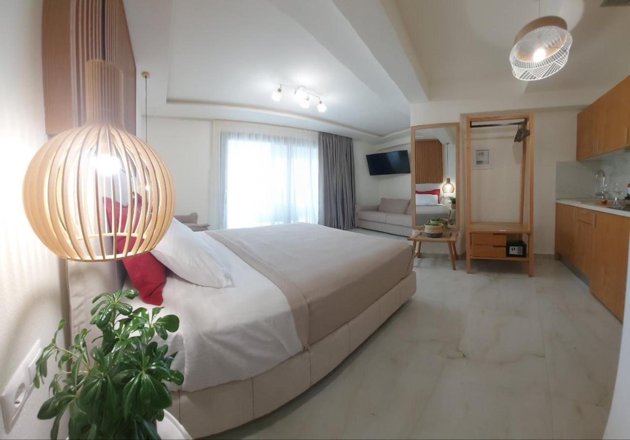 Wide Blue Luxury Boutique Suites Neos Marmaras Bagian luar foto