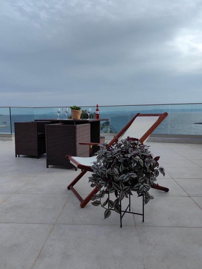 Wide Blue Luxury Boutique Suites Neos Marmaras Bagian luar foto